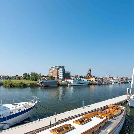Arnica - Stern Hausboot * Barth